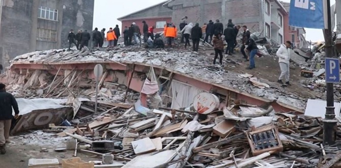 Deprem felaketinde can kaybı 41 bin 156’ya yükseldi