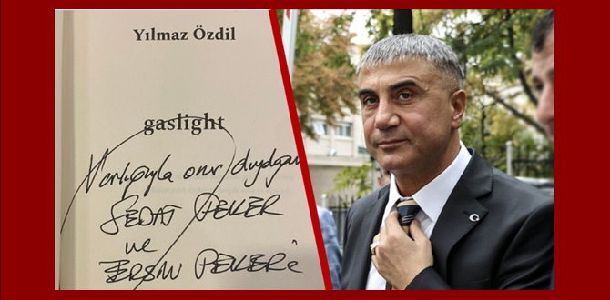 Yılmaz Özdil kitabını Sedat Peker için imzaladı