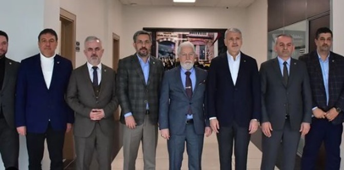 Yeniden Refah Partisi'nin Sakarya adayları SATSO'ya ziyarete gitti