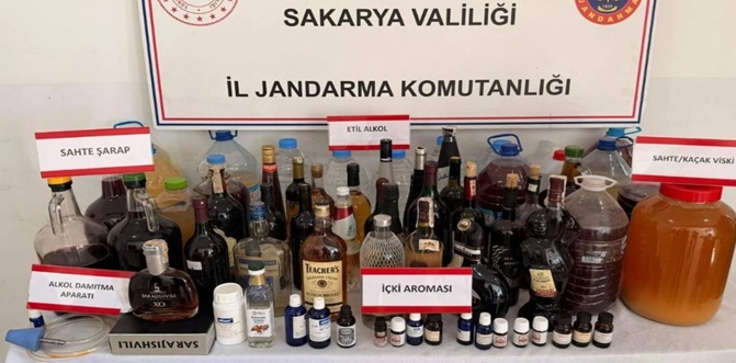 Sakarya'da sahte alkol operasyonu